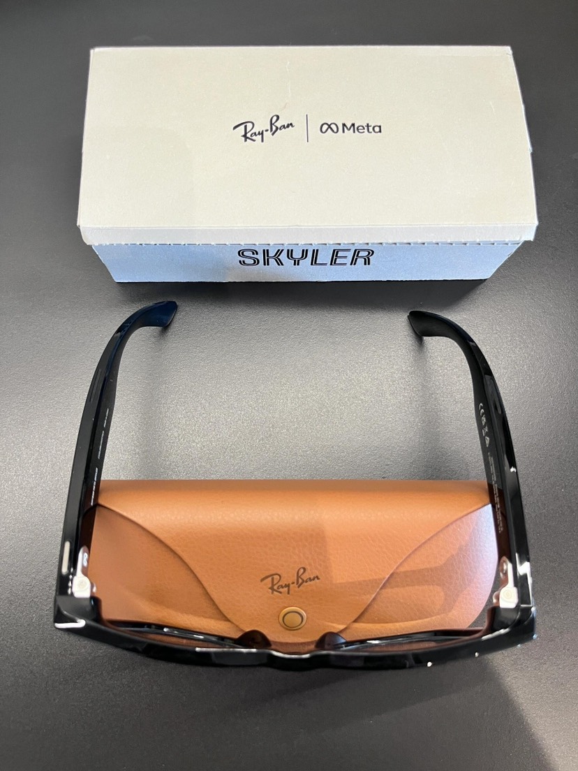 Sunglasses - view 3