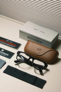 Sunglasses - view 7