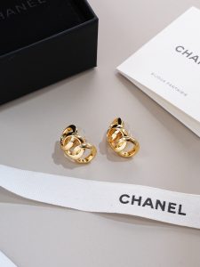 Chanel Jewelry - view 2