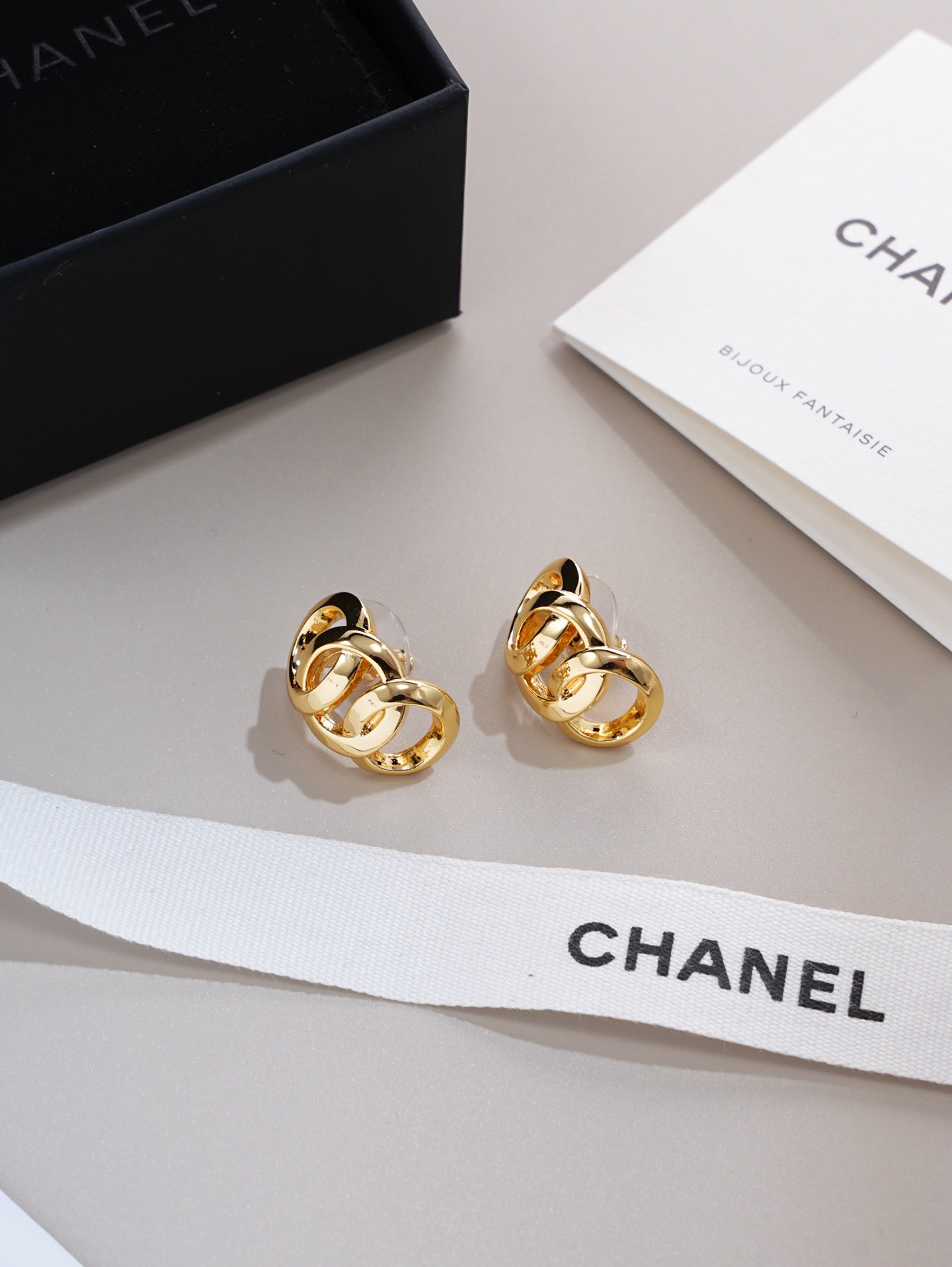 Chanel Jewelry - view 2