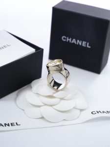 Chanel Jewelry - view 4