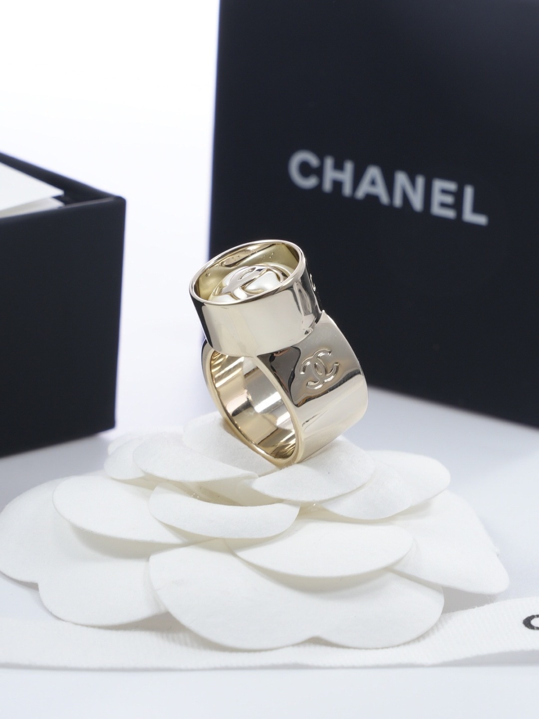 Chanel Jewelry - view 5