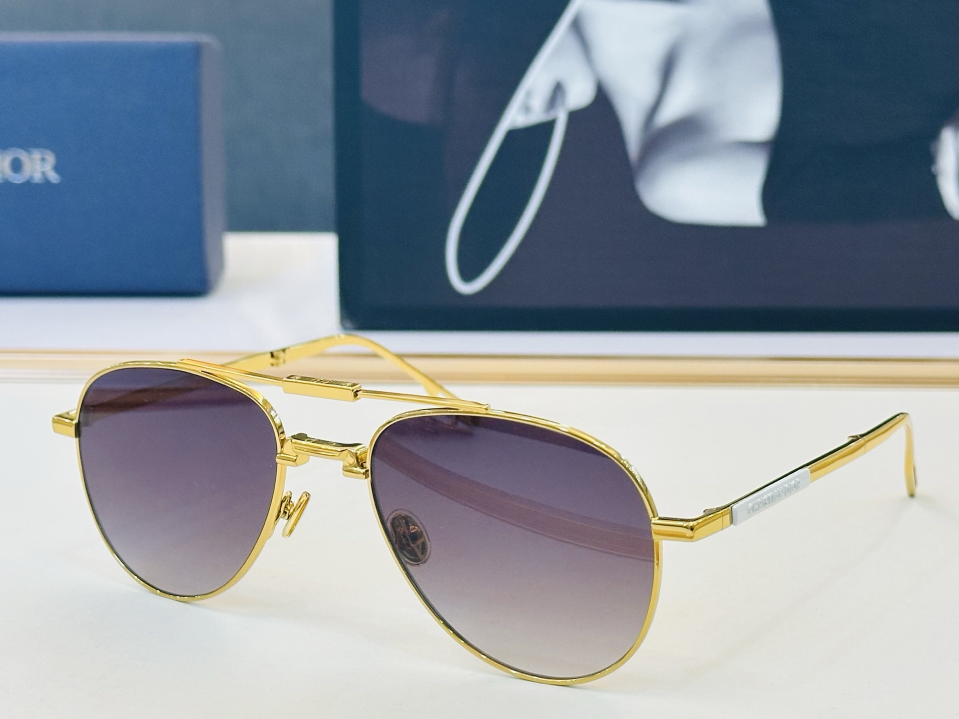 Sunglasses - view 5