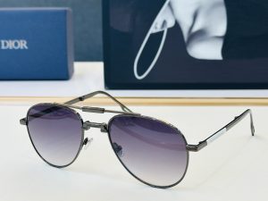 Sunglasses - view 6