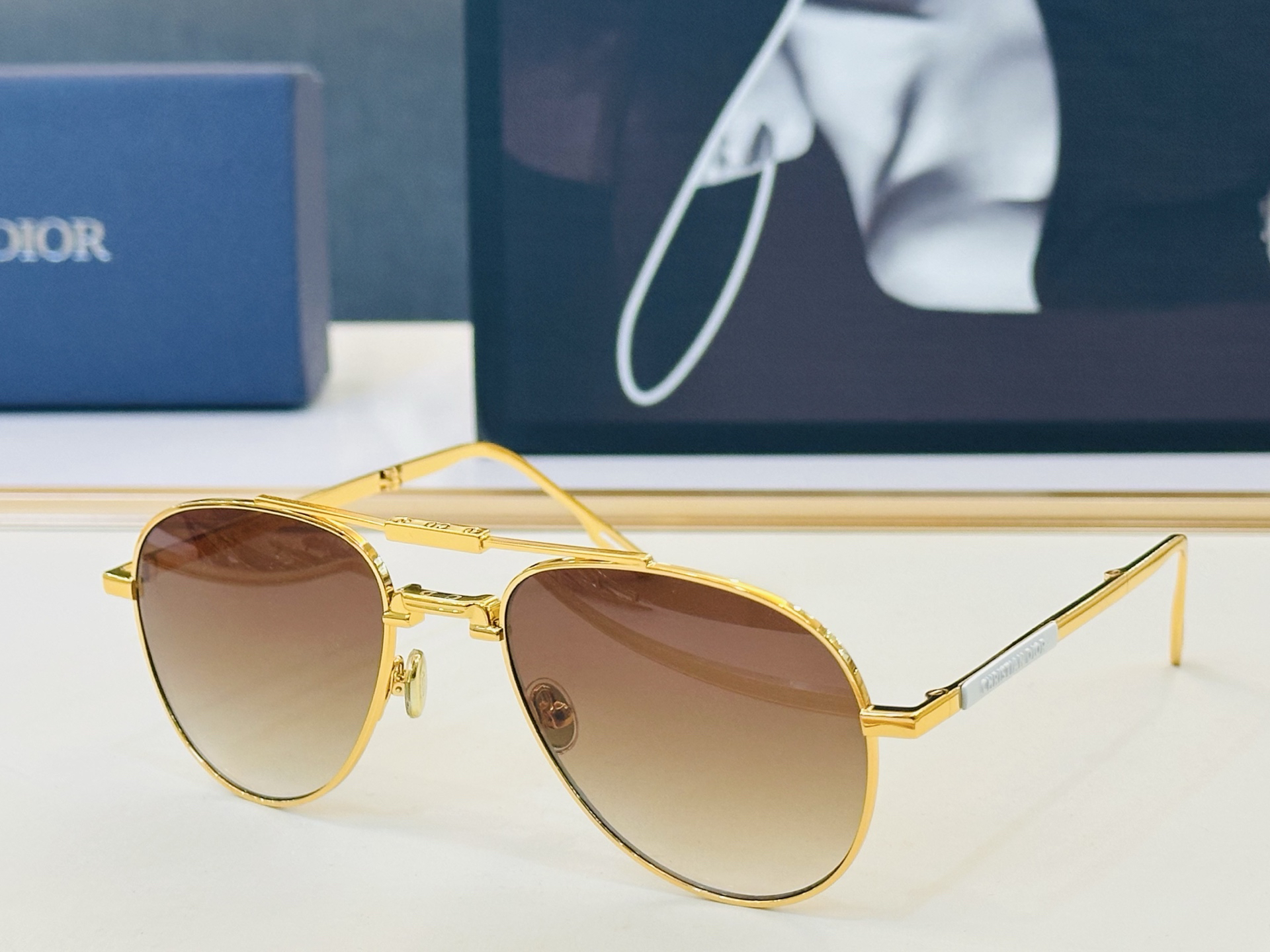 Sunglasses - view 8