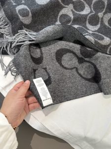 Coach Shawl - view 5