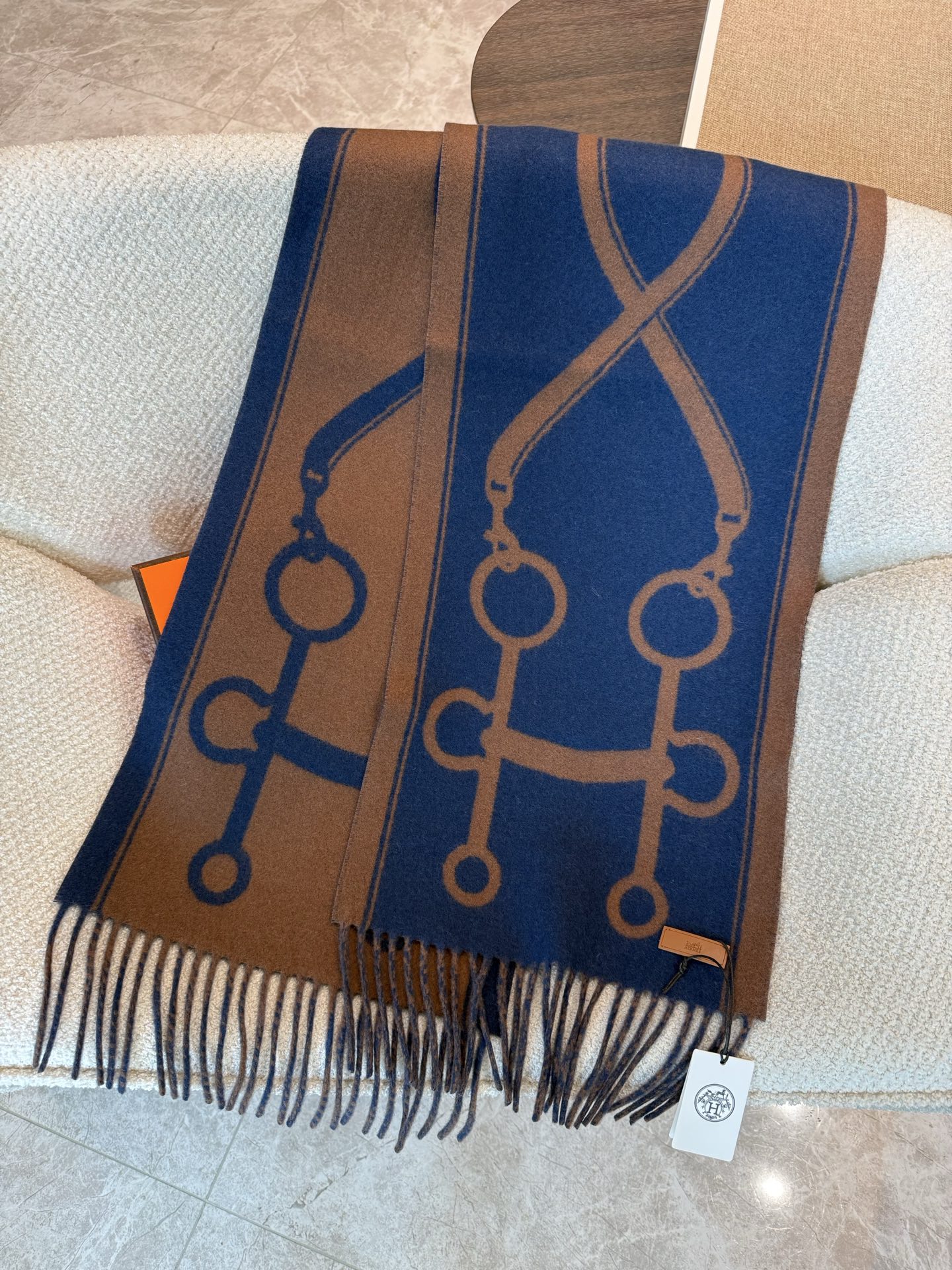 Scarf - view 4