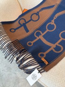 Scarf - view 5