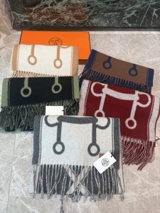 Scarf - view 8