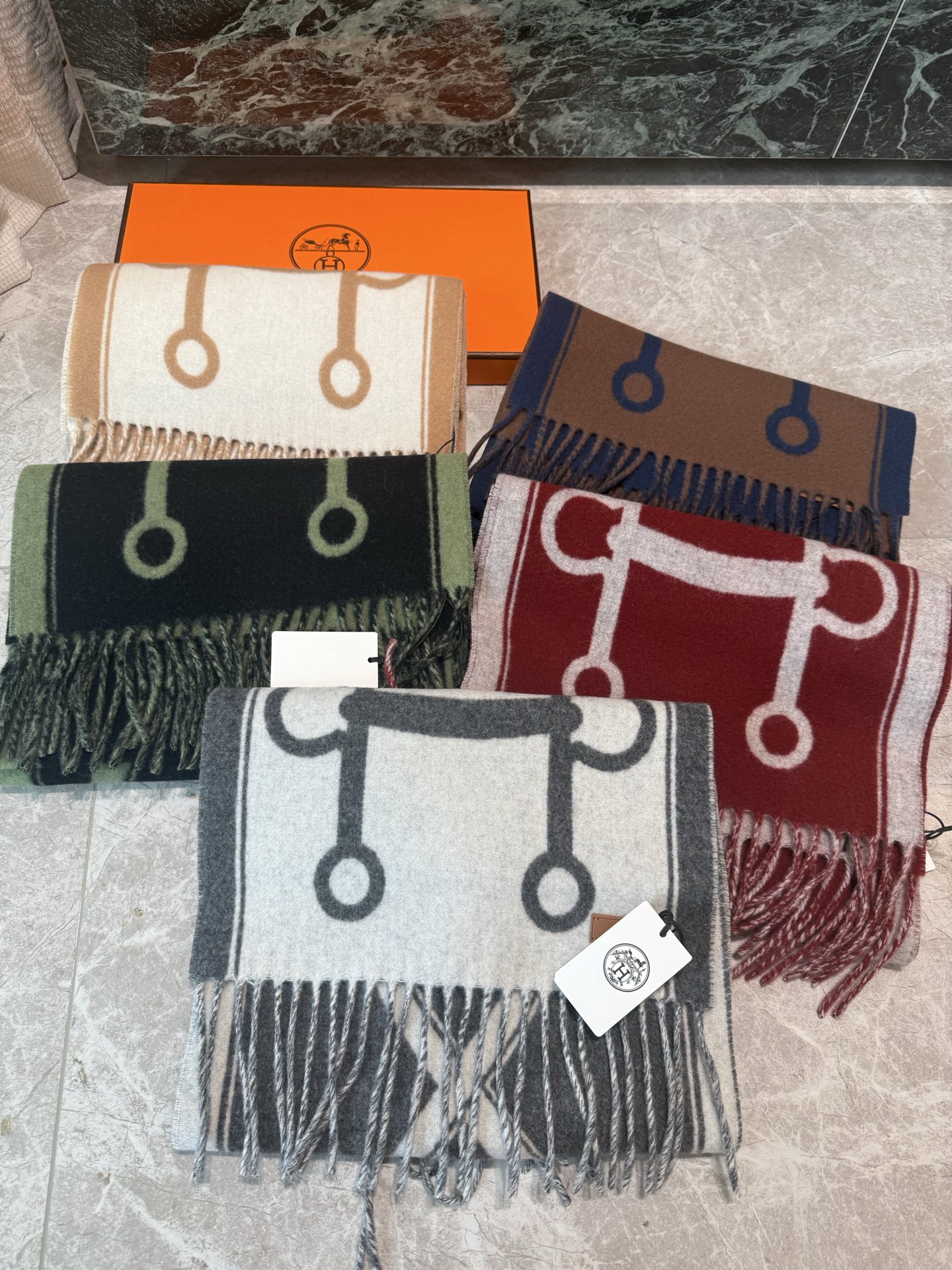 Scarf - view 8