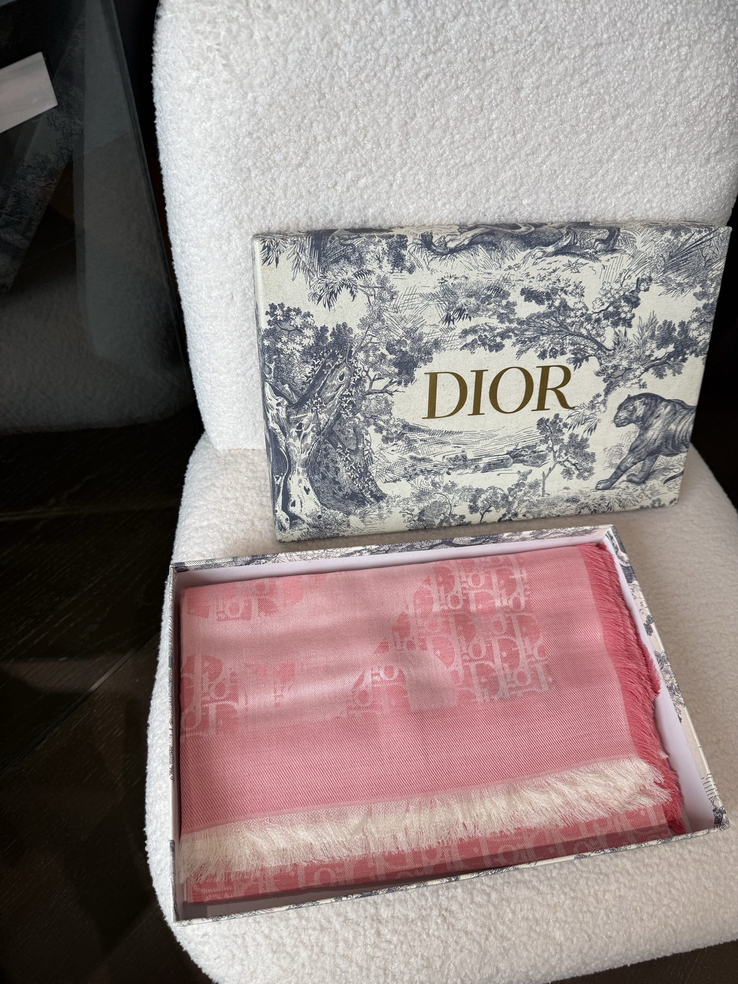 Dior Shawl - view 2