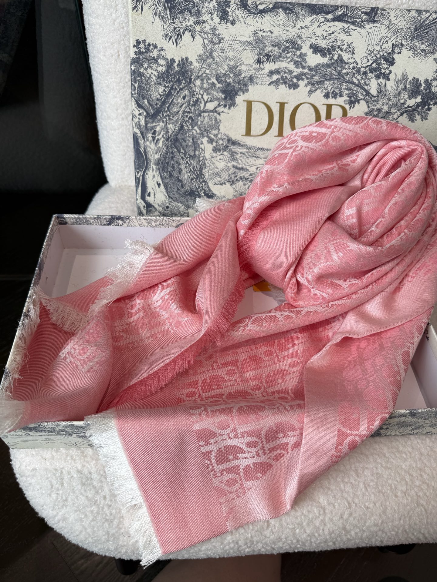 Dior Shawl - view 5