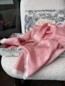 Dior Shawl - view 6