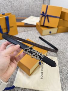 Louis Vuitton Belt - view 2