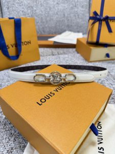 Louis Vuitton Belt - view 9