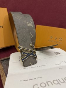 Louis Vuitton Belt - view 2
