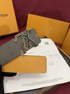 Louis Vuitton Belt - view 3