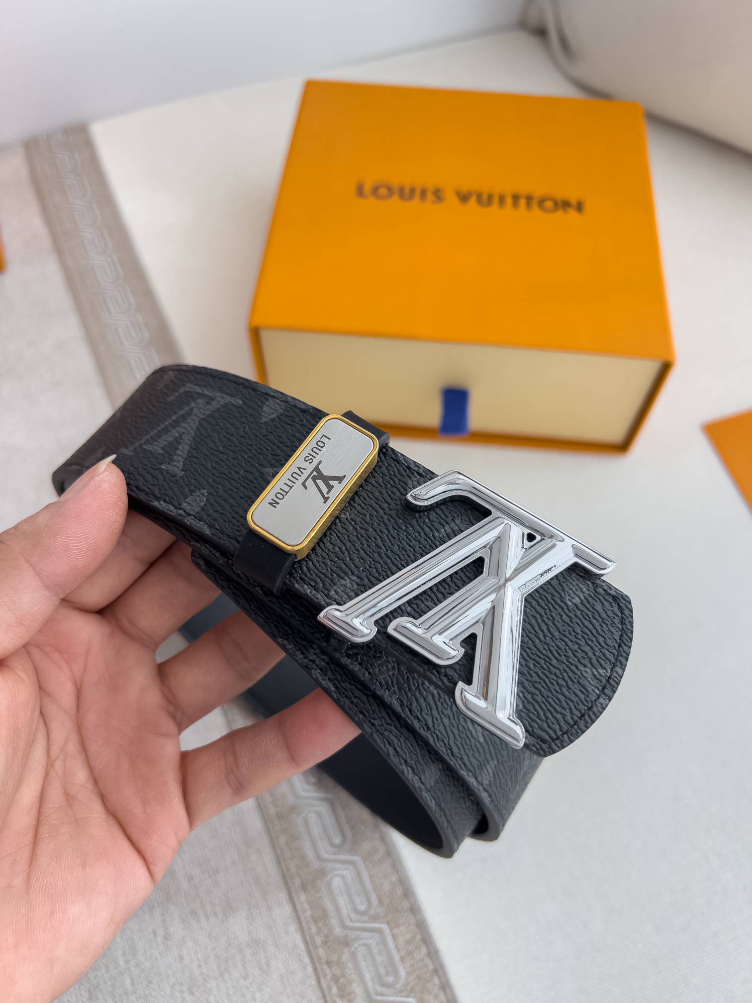 Louis Vuitton Belt - view 2