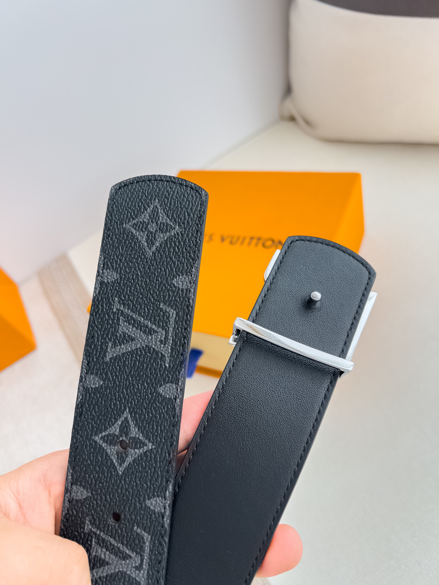 Louis Vuitton Belt - view 5