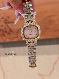 Watch - view 4