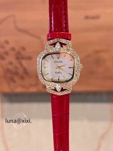Watch - view 2