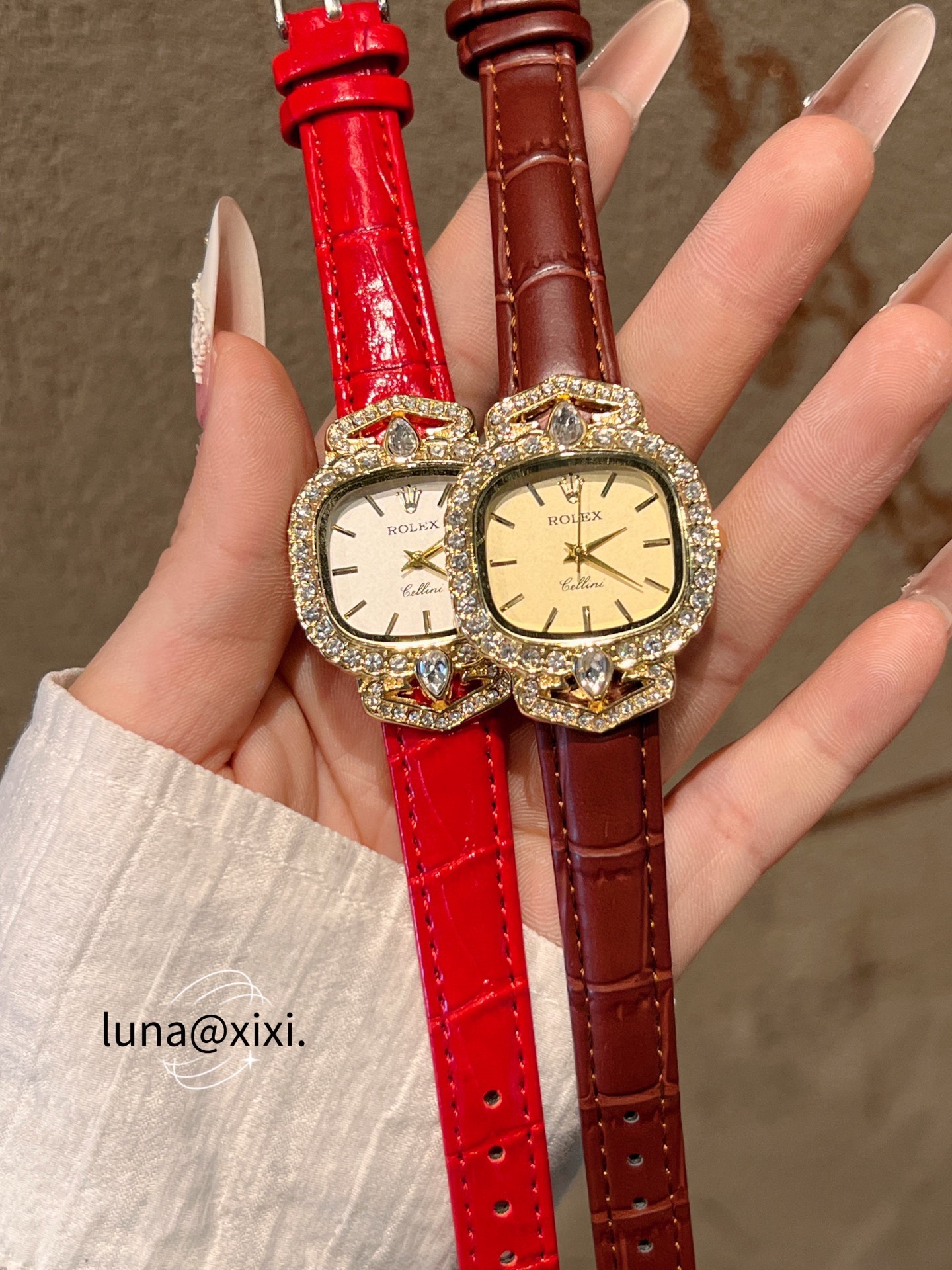 Watch - view 7