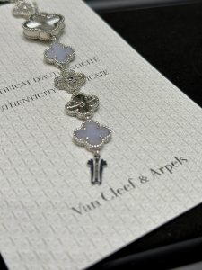 Van Cleef & Arpels Bracelet - view 7