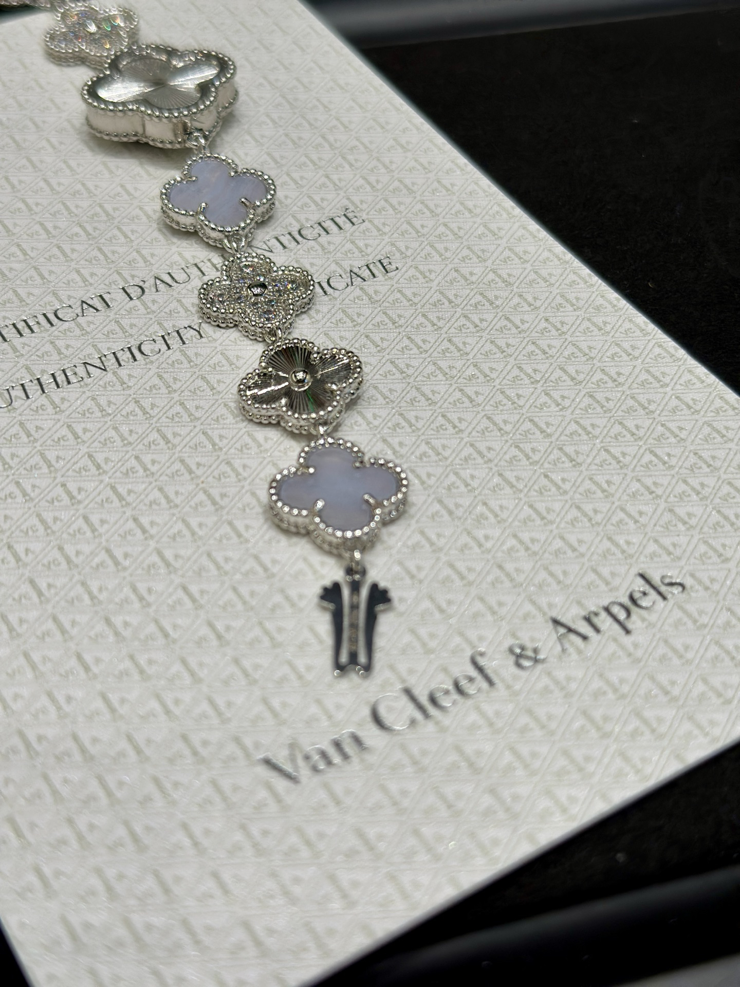 Van Cleef & Arpels Bracelet - view 7