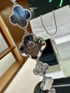 Van Cleef & Arpels Bracelet - view 9