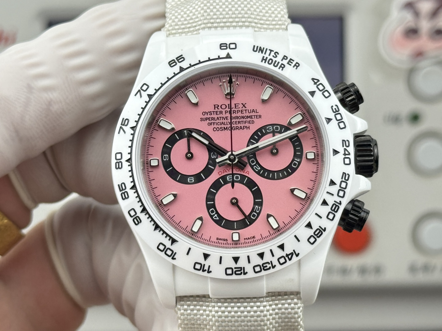 Watch - view 4