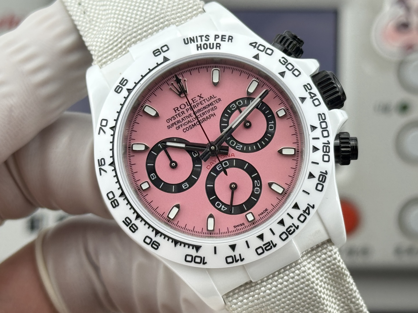 Watch - view 5