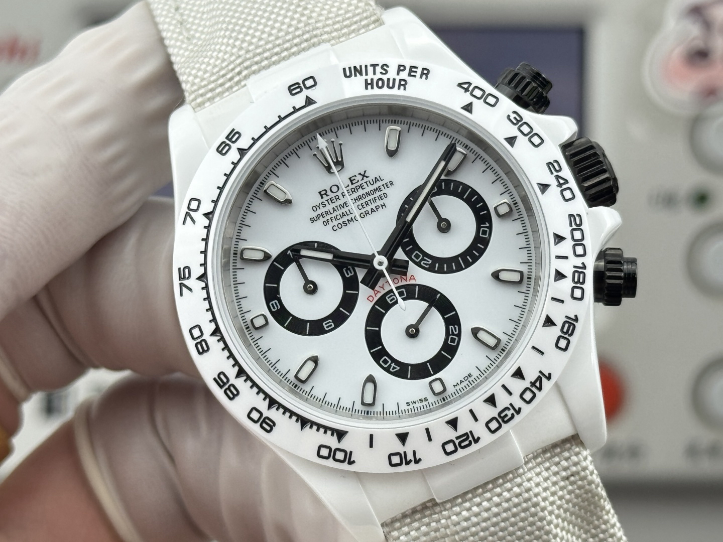 Watch - view 5
