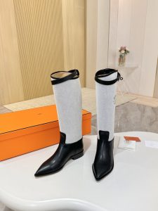 Hermès Shoes - view 3