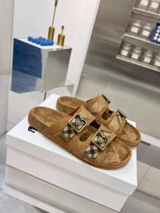 Burberry Slides - view 3