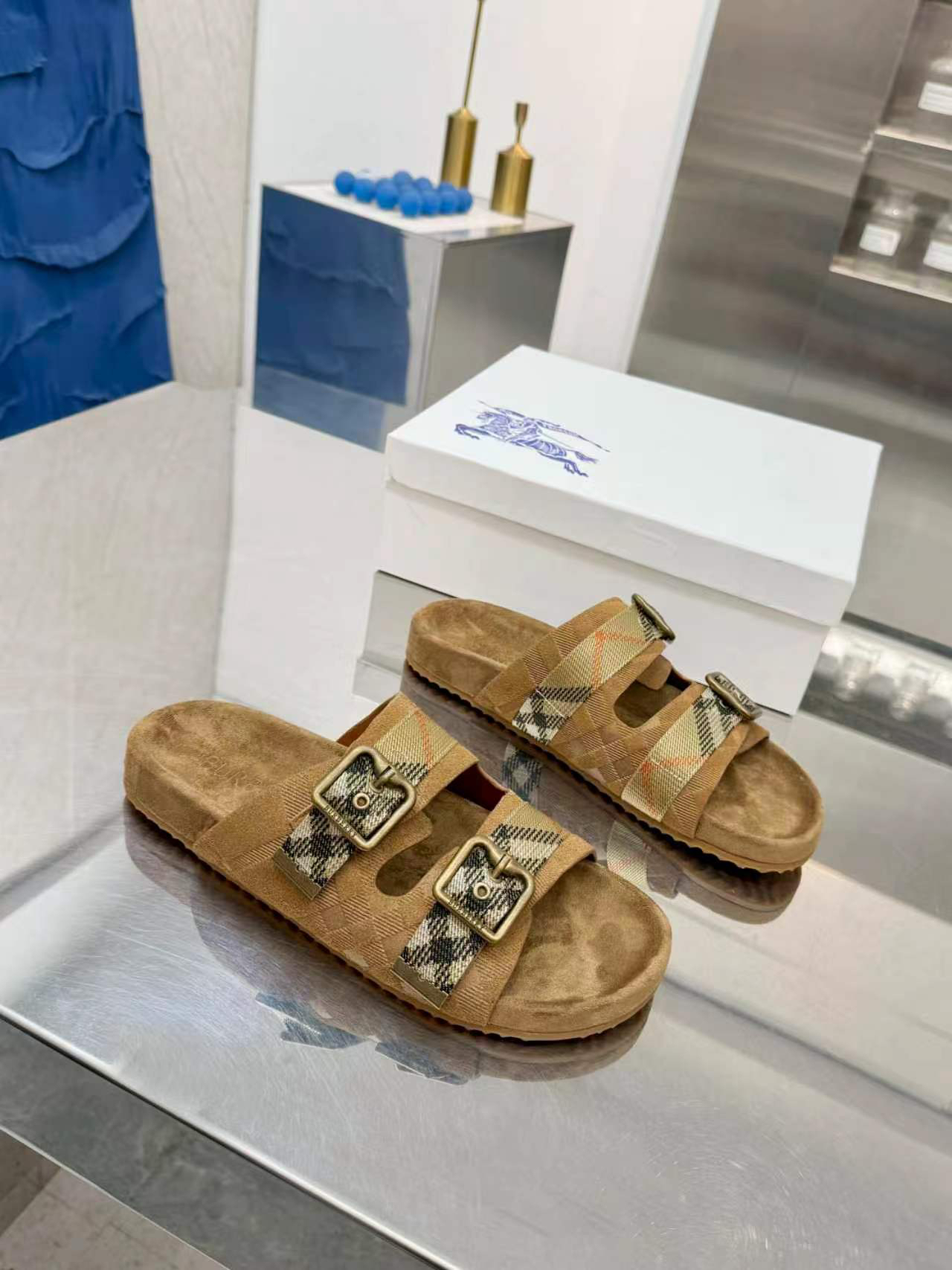 Burberry Slides - view 5