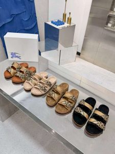 Burberry Slides - view 8