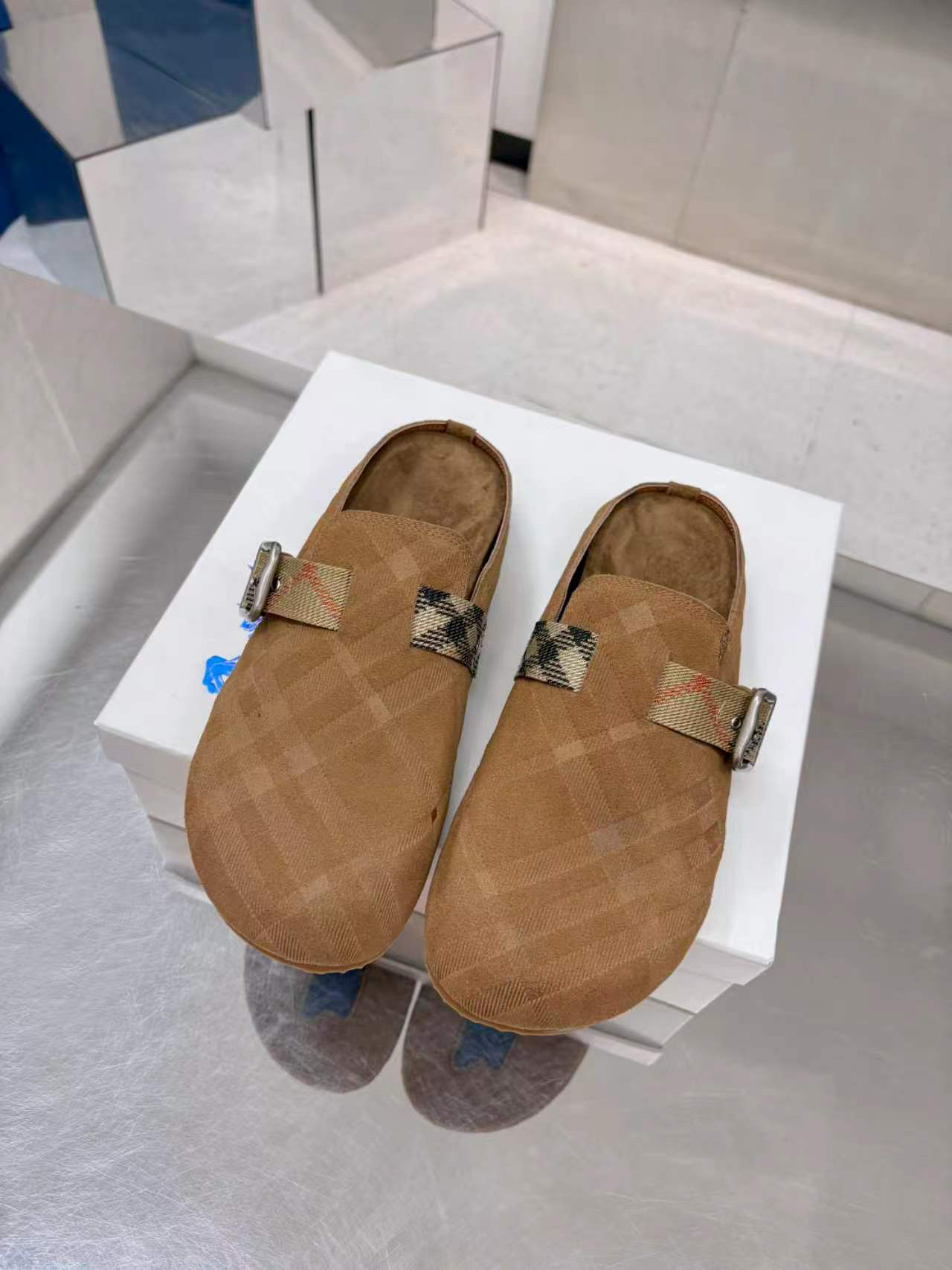 Burberry Slides - view 2