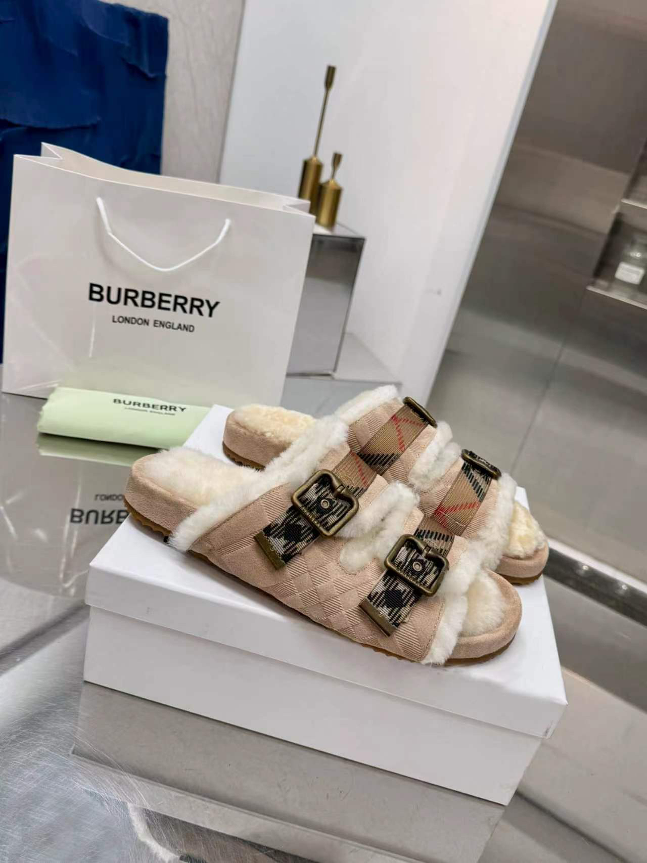 Burberry Slides - view 4
