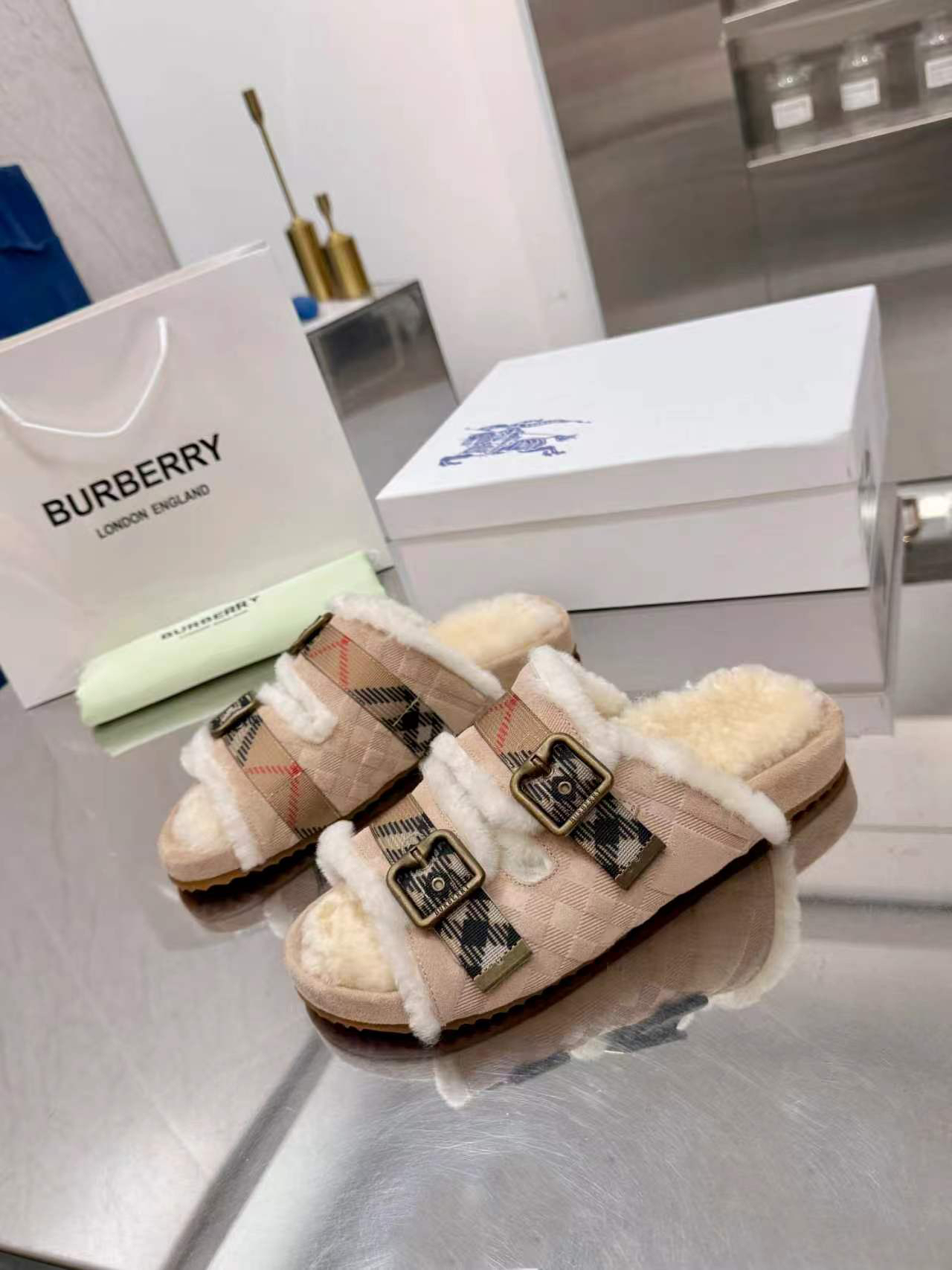 Burberry Slides - view 5