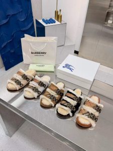 Burberry Slides - view 7