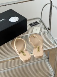 Chanel Slides - view 2