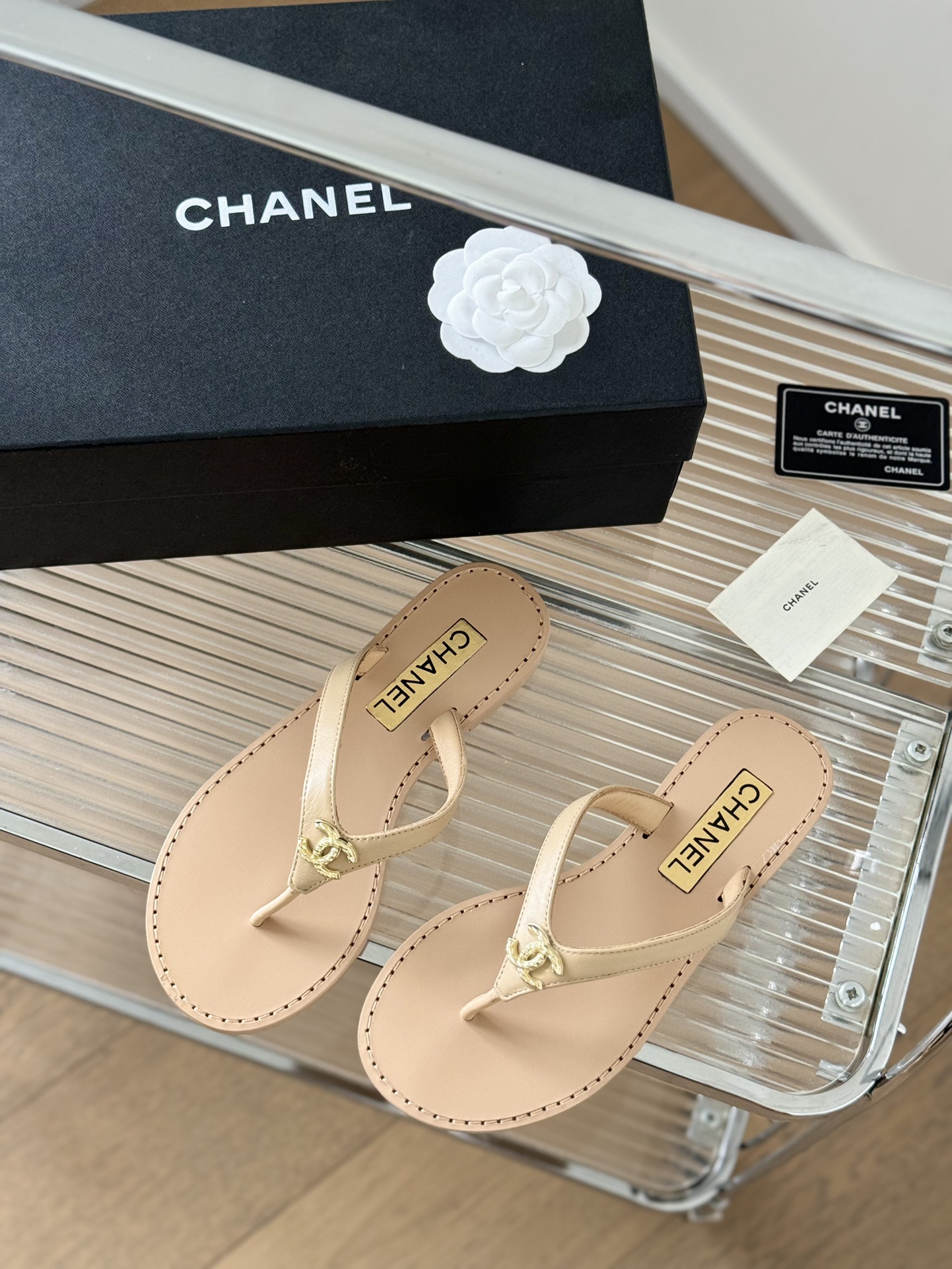 Chanel Slides - view 6