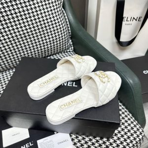Chanel Slides - view 4