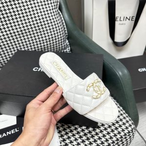 Chanel Slides - view 5