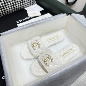 Chanel Slides - view 6