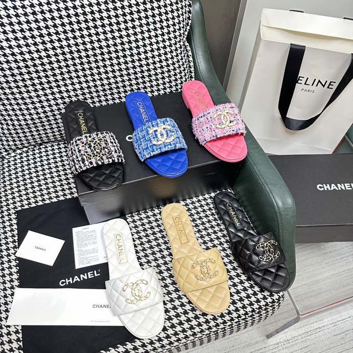 Chanel Slides - view 9
