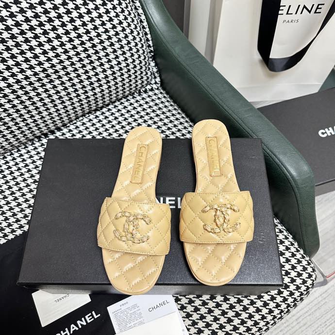Chanel Slides - view 1