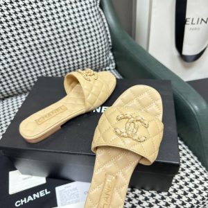 Chanel Slides - view 5