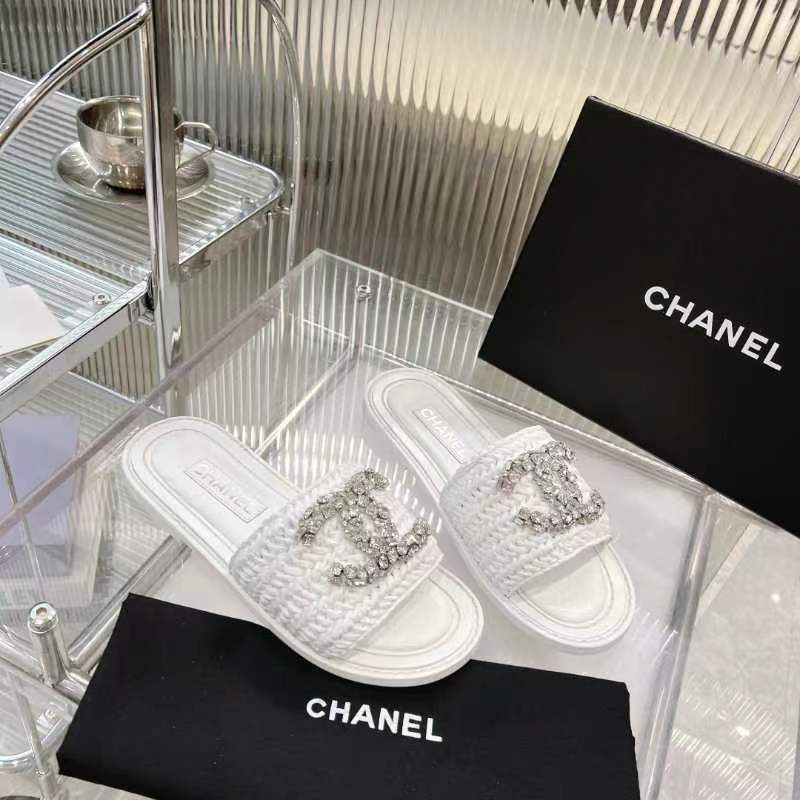 Chanel Slides - view 1
