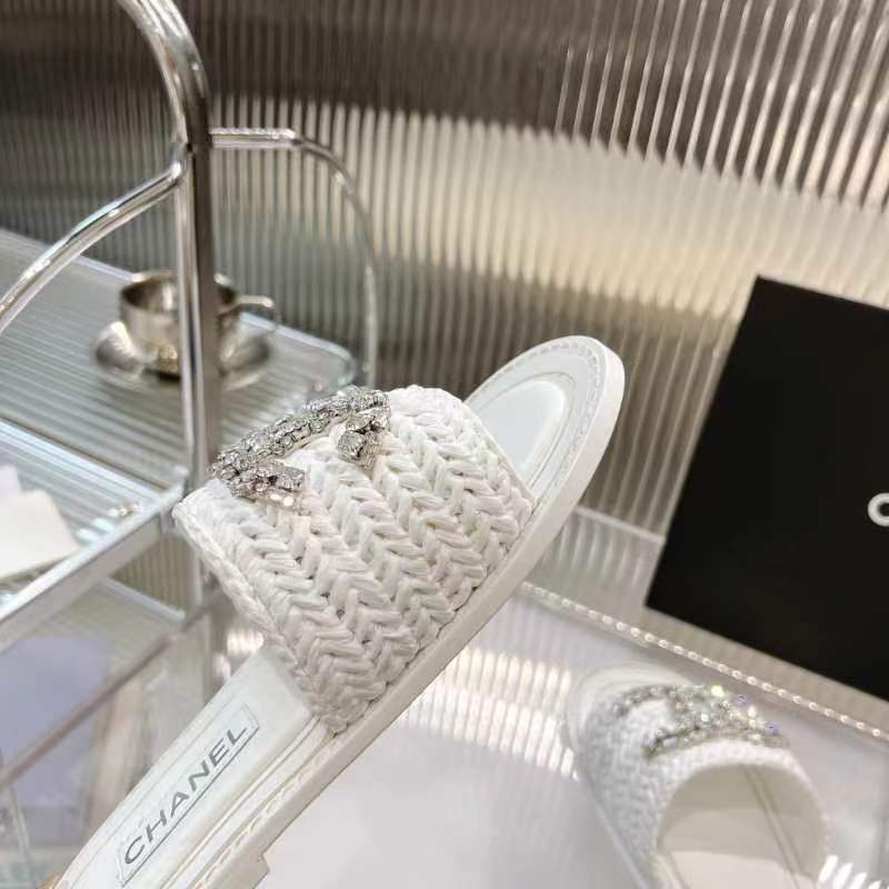 Chanel Slides - view 7